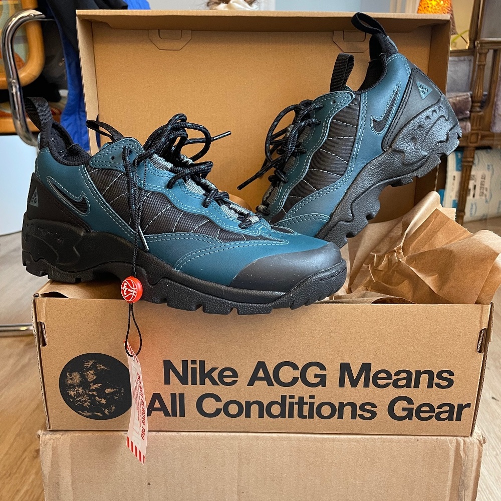 Nike ACG Air Mada